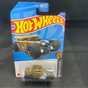 Hot wheels HW Dream Garage Bone Shaker